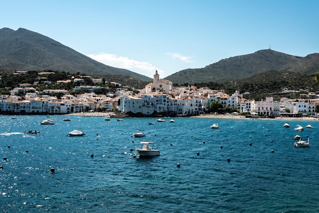 Ruta en velero por Cadaqués y Cap de Creus