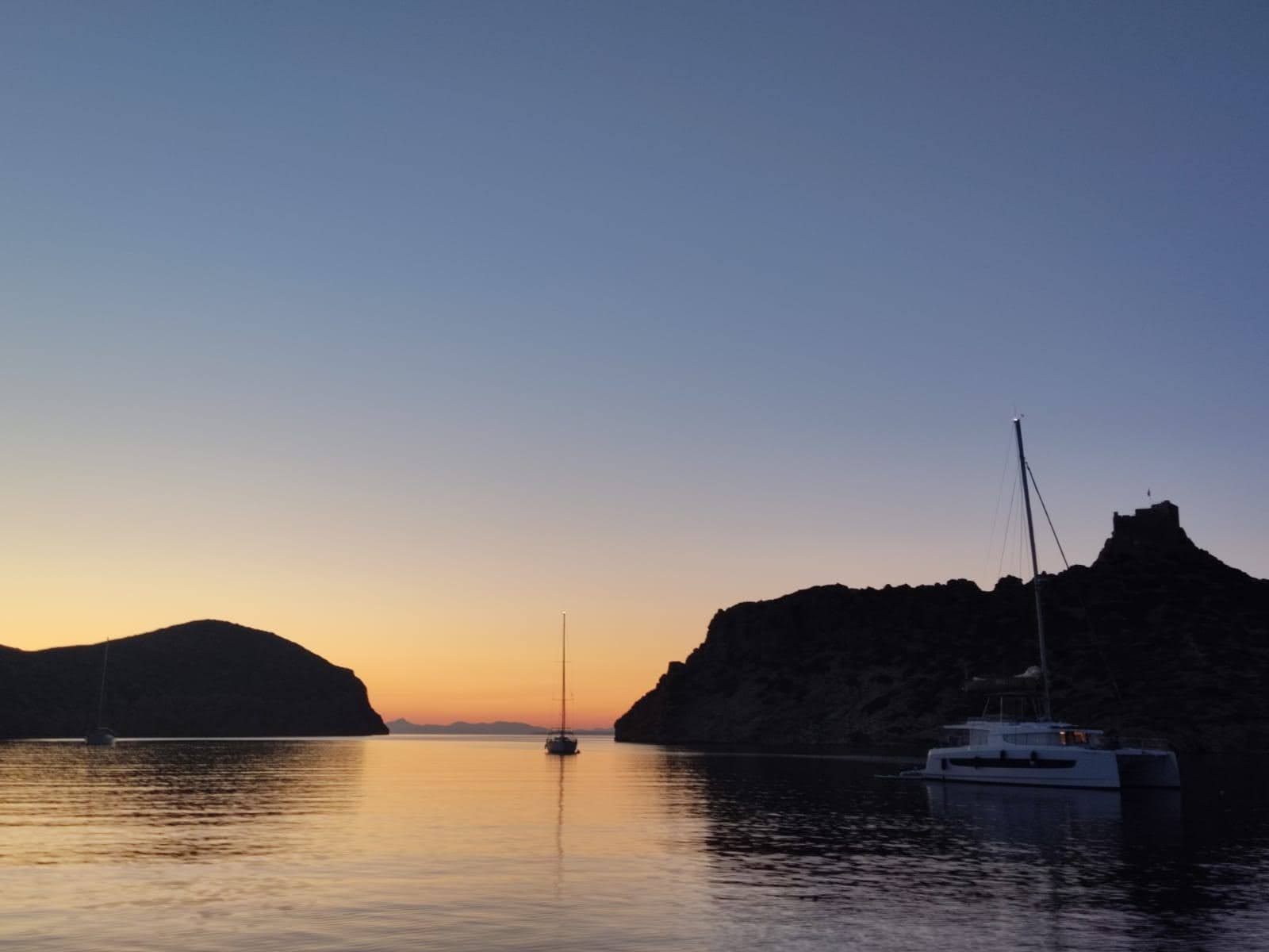 Viaje en velero a Menorca para observar las estrellas